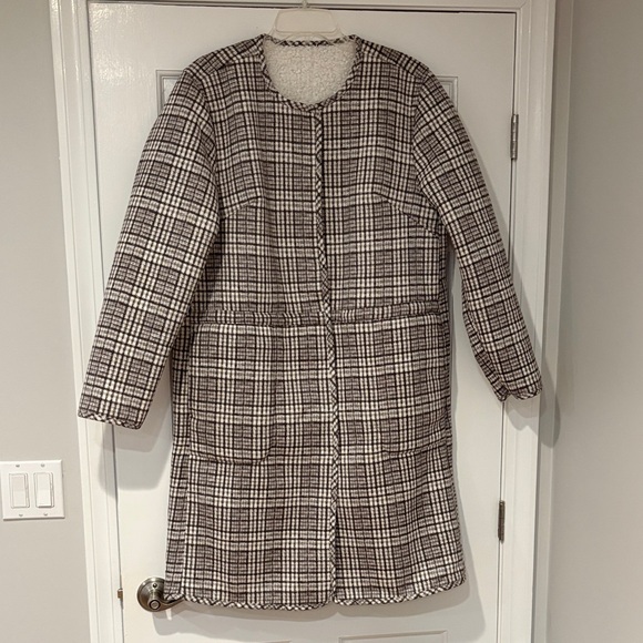 DG2 by Diane Gilman Jackets & Blazers - NWT DG2 by Diane Gilman Brown and Cream Faux Suede/Sherpa Reversible Coat XL